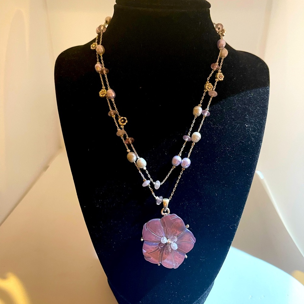 ⛓️🌸💗 Beautiful lavender pearls & mother of pearl’s necklace